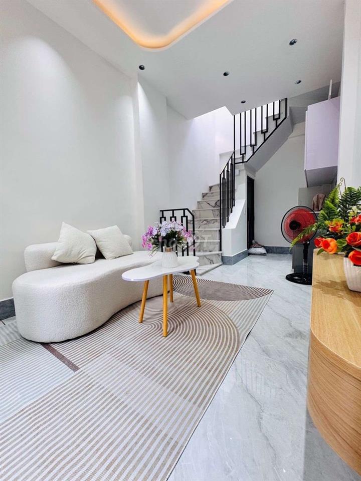 Bán Nhà Gần Cầu Chánh Hưng, 30m², SHR, Gía Nhỉn 2 Tỷ,