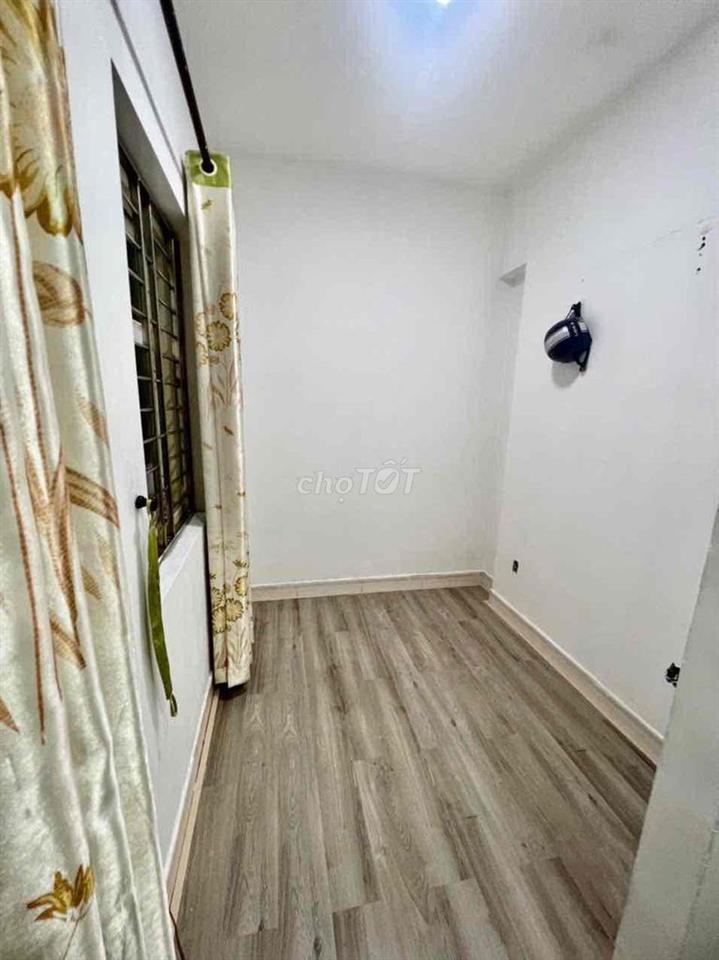 Căn hộ 2PN 40m2 Nguyễn Hồng Đào Tân Bình !!!