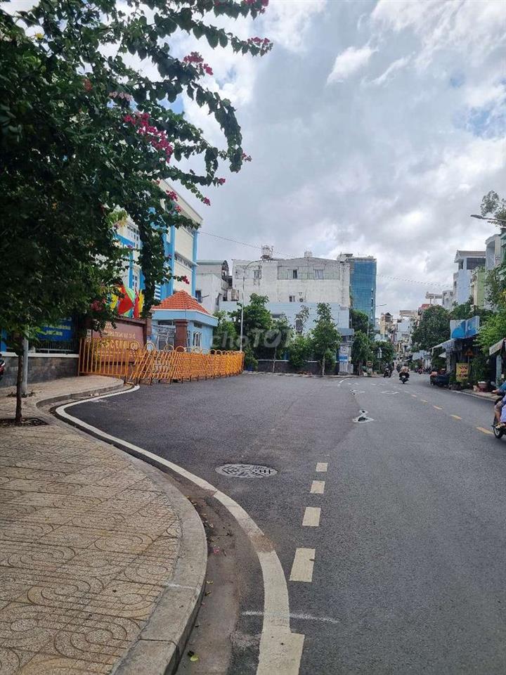 Hạ giá 27tỷ còn 24tỷ MT 99 chấn hưng 