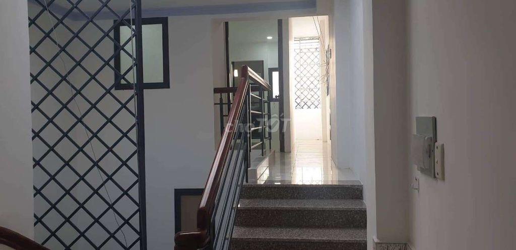 Cho thuê phòng gần AEON Tân Phú