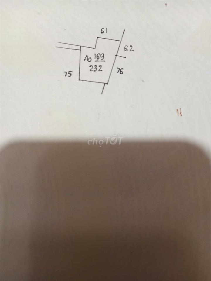 Bán Đất /hiện trên giấy là ao có thể lên thổ cư bất cứ lúc nào.