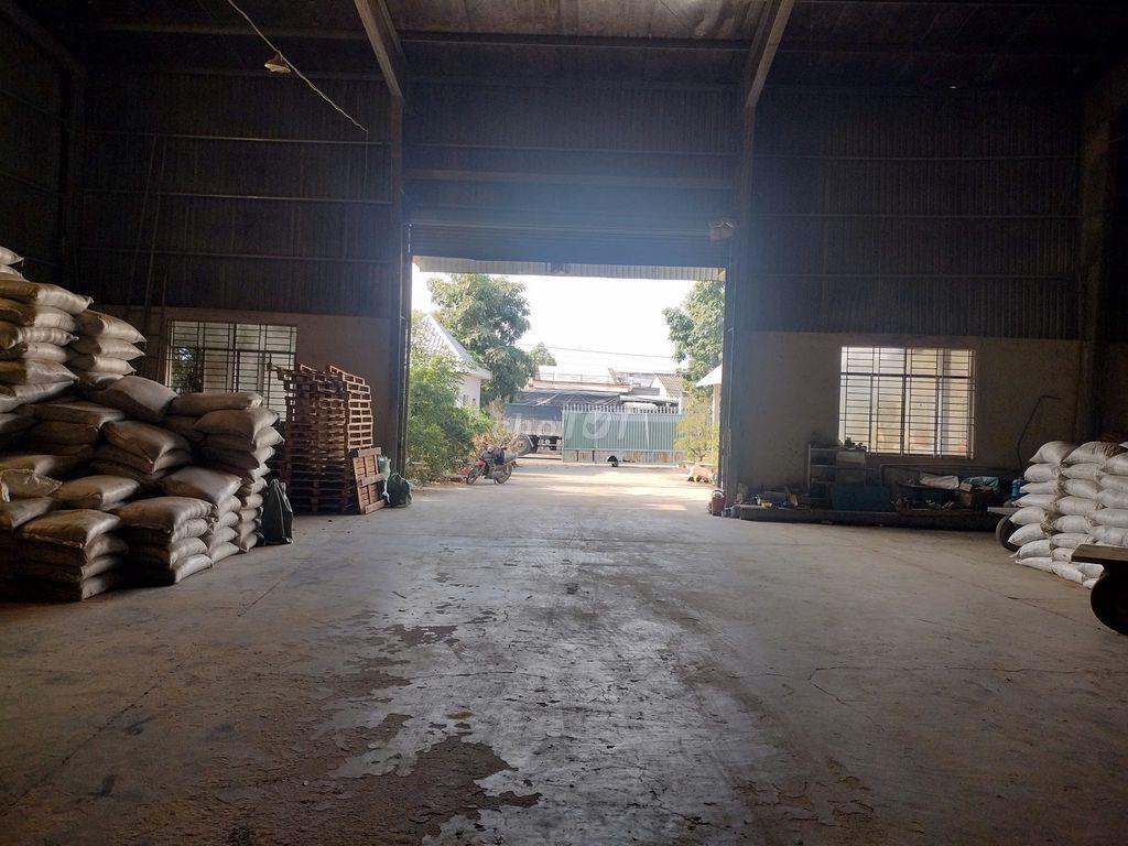 CHO THUÊ KHO 1000m2 TẠI THÀNH PHỐ TÂN AN - LONG AN (TÂY NINH MỚI)
