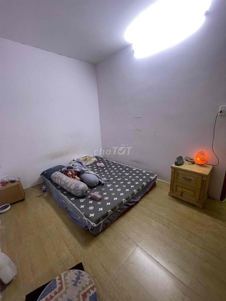 bán nhà cách kênh tham lương bến cát 15m,mặt tiền đường