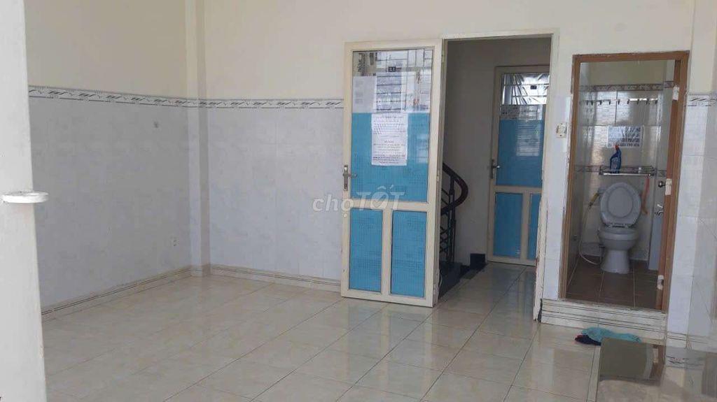 Phòng cho thuê bình thạnh, ngay trung tâm thuận tiện đi lại.