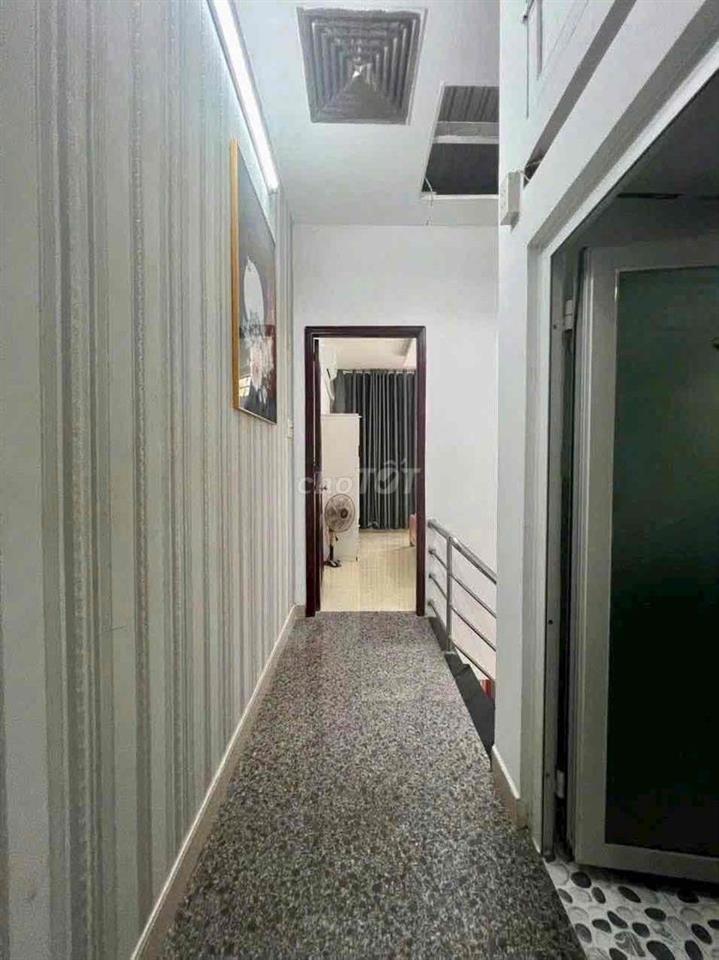E cần bán gấp nhà Quang Trung, P10 - hẻm 6m thông xe, đang cho thuê