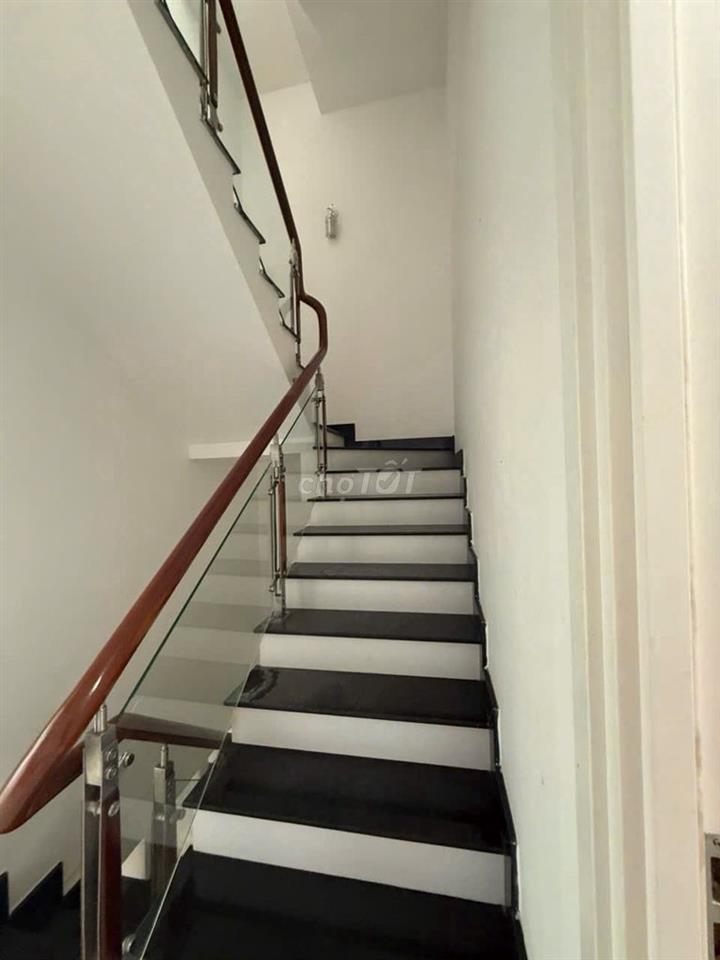 Quận 12 , Nhà Phố liền kề