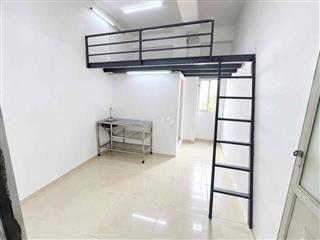 Phòng  Cửa Sổ Ngay 1172 Nguyễn Văn Quá