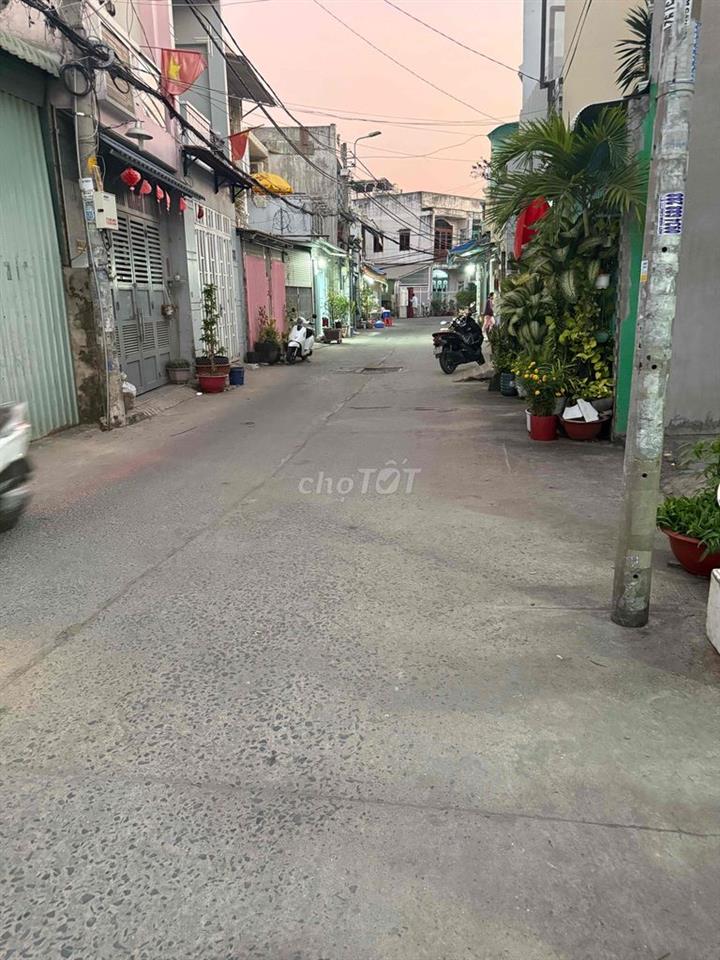 Nhà Hẻm 80 Hoàng Ngân ..Ngang 5m