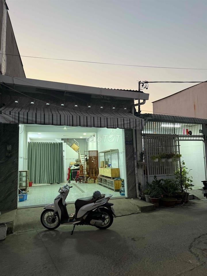Nhà Hẻm 80 Hoàng Ngân ..Ngang 5m