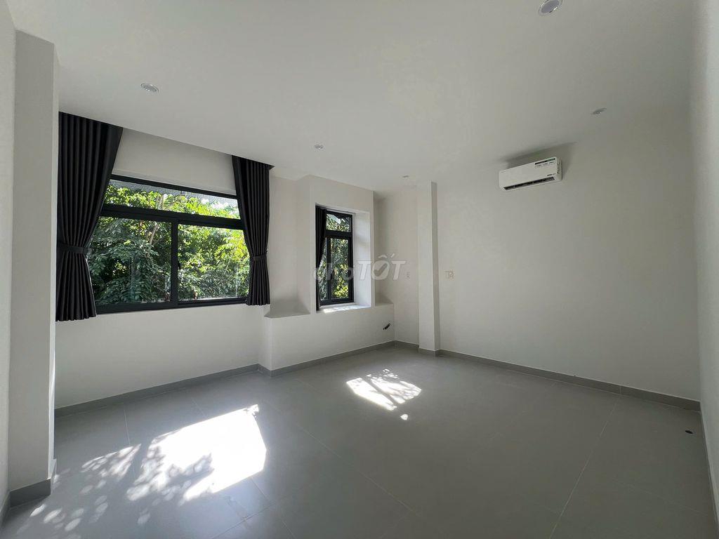 CHO THUÊ PHÒNG TRỌ TÒA NHÀ MỚI 100% - GẦN LÀNG ĐẠI HỌC