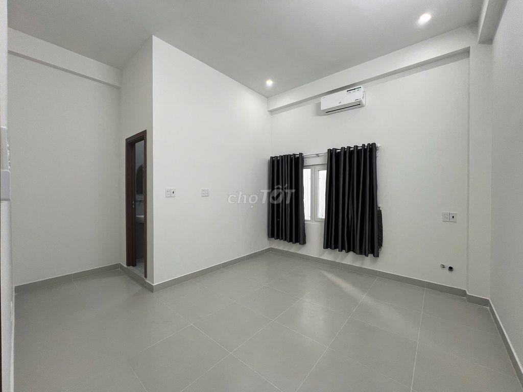 CHO THUÊ PHÒNG TRỌ TÒA NHÀ MỚI 100% - GẦN LÀNG ĐẠI HỌC
