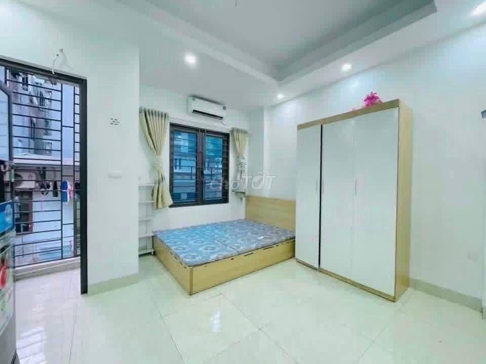 Chung cư mini 898 Đường láng ( Thông 157 Chùa láng )