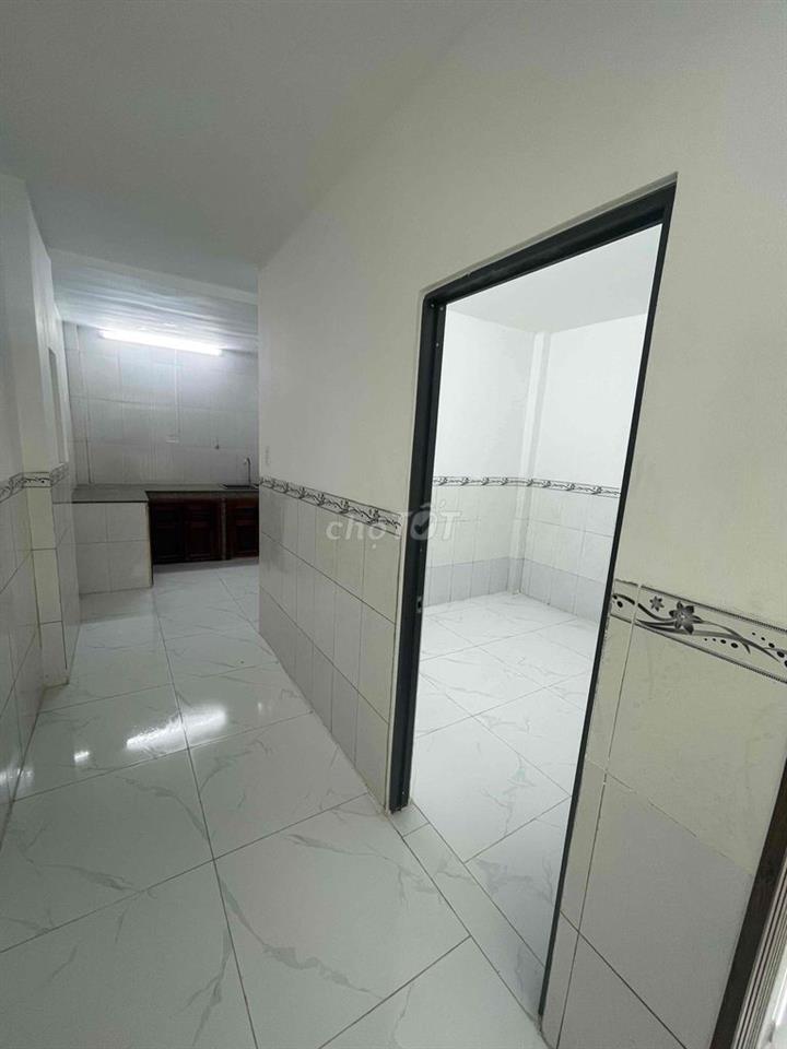 Tôi cần bán căn nhà sc 3 phòng ngủ 2 wc 1 phòng thờ tại tân bình dĩ an