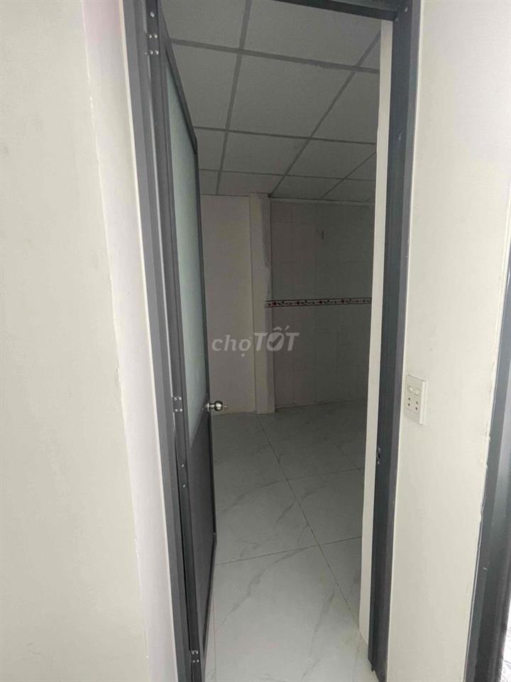 Tôi cần bán căn nhà sc 3 phòng ngủ 2 wc 1 phòng thờ tại tân bình dĩ an