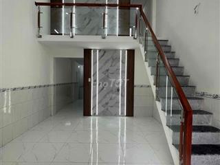Tôi cần bán căn nhà sc 3 phòng ngủ 2 wc 1 phòng thờ tại tân bình dĩ an