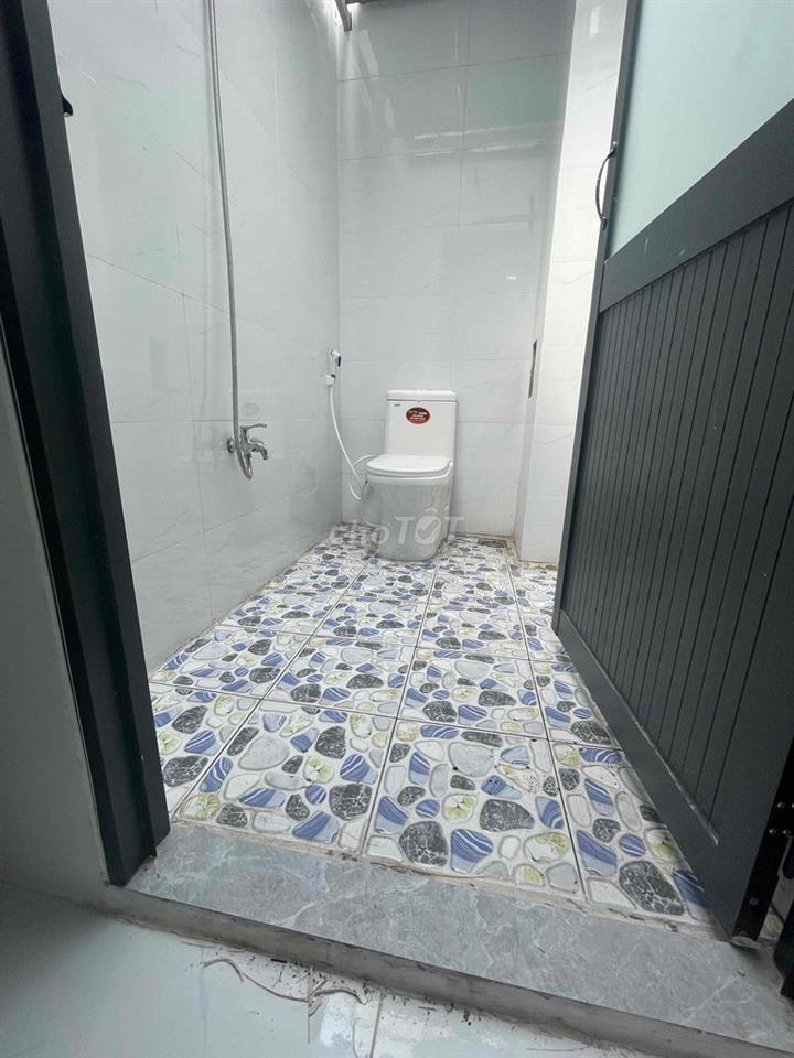 Tôi cần bán căn nhà sc 3 phòng ngủ 2 wc 1 phòng thờ tại tân bình dĩ an