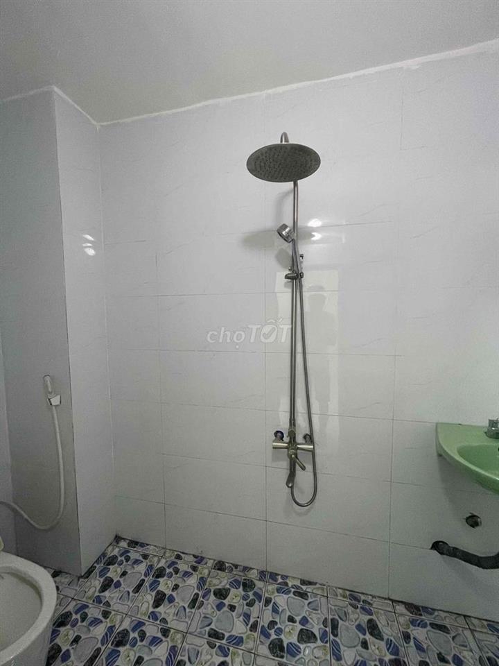 Tôi cần bán căn nhà sc 3 phòng ngủ 2 wc 1 phòng thờ tại tân bình dĩ an