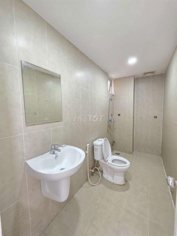 Nhà khi compound an ninh 24/24 gần chợ Đông Hòa, BigC GO Dĩ An