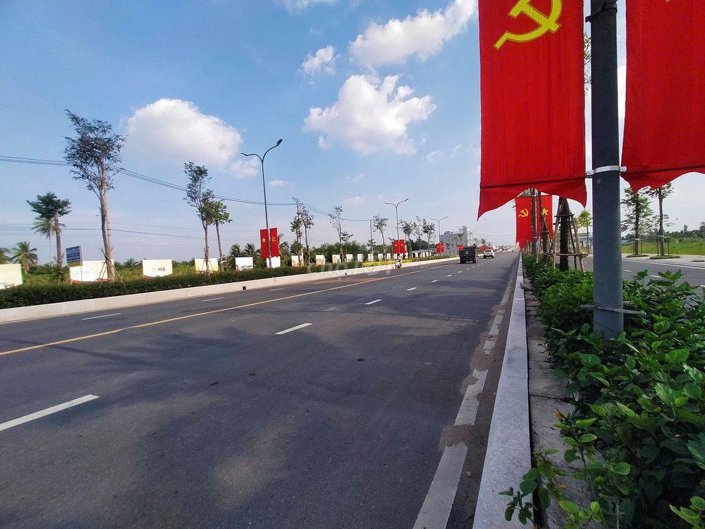 Đất nền kinh doanh vip lộ giới 40m, sổ sẵn 