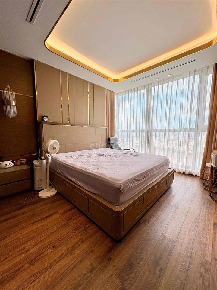 Căn hộ 4pn đầu hồi hiếm, trọn view sông, công viên.