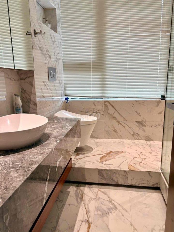 Căn hộ 4pn đầu hồi hiếm, trọn view sông, công viên.