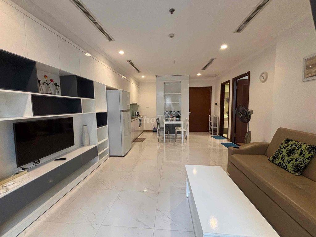 Chính chủ gửi cho thuê căn 1pn tại Toà C2 - vinhomes central park