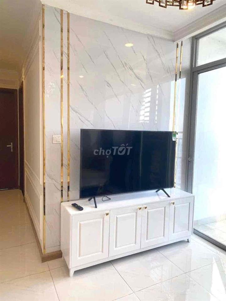 Cần cho thuê căn 2pn Toà Landmark 2, ưu tiên vào sớm