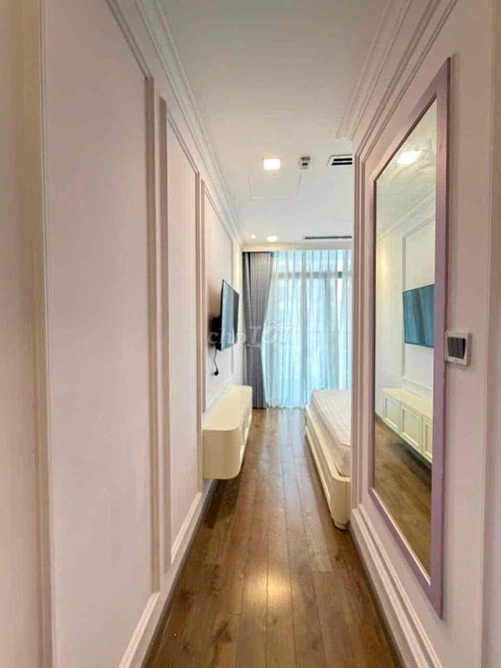 Căn 3 phòng diện tích lớn, full nội thất cao cấp cần cho thuê