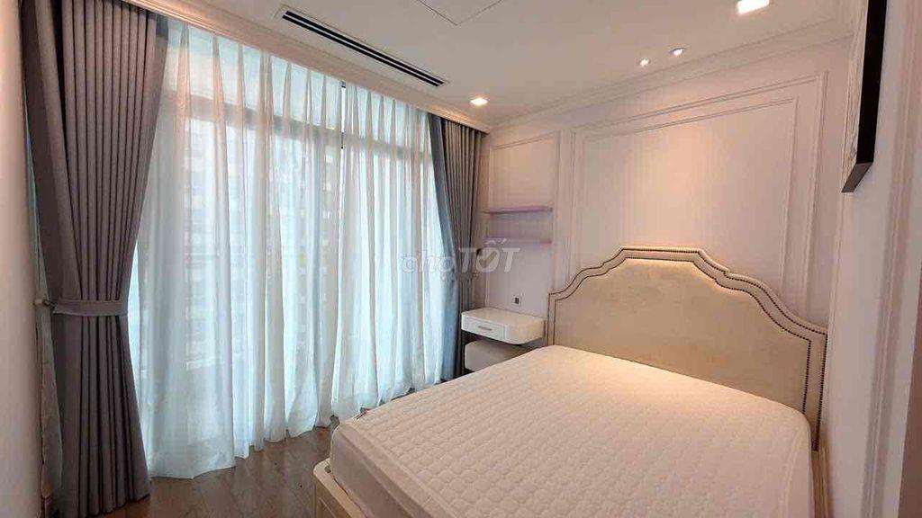 Căn 3 phòng diện tích lớn, full nội thất cao cấp cần cho thuê