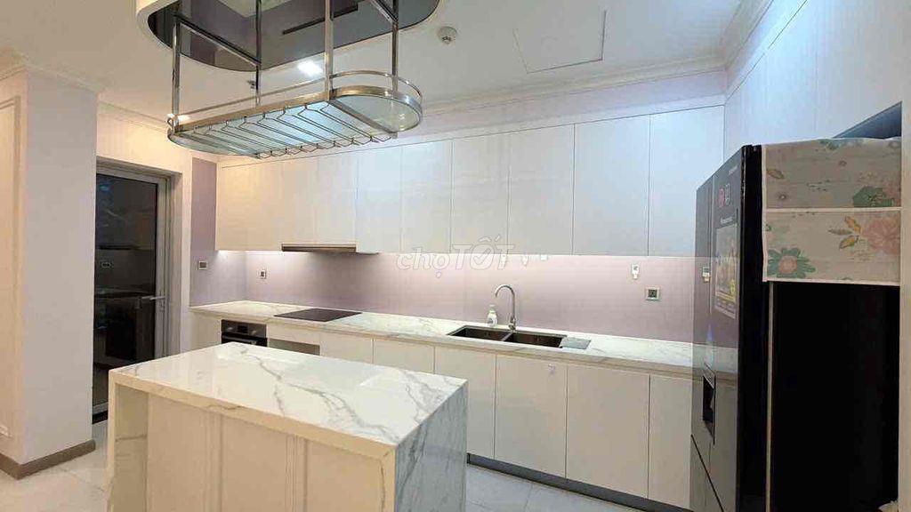 Căn 3 phòng diện tích lớn, full nội thất cao cấp cần cho thuê
