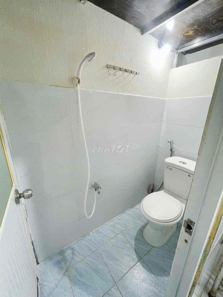 CHO THUÊ PHÒNG TRỌ BÌNH DÂN DÀNH CHO SV/ NVVP