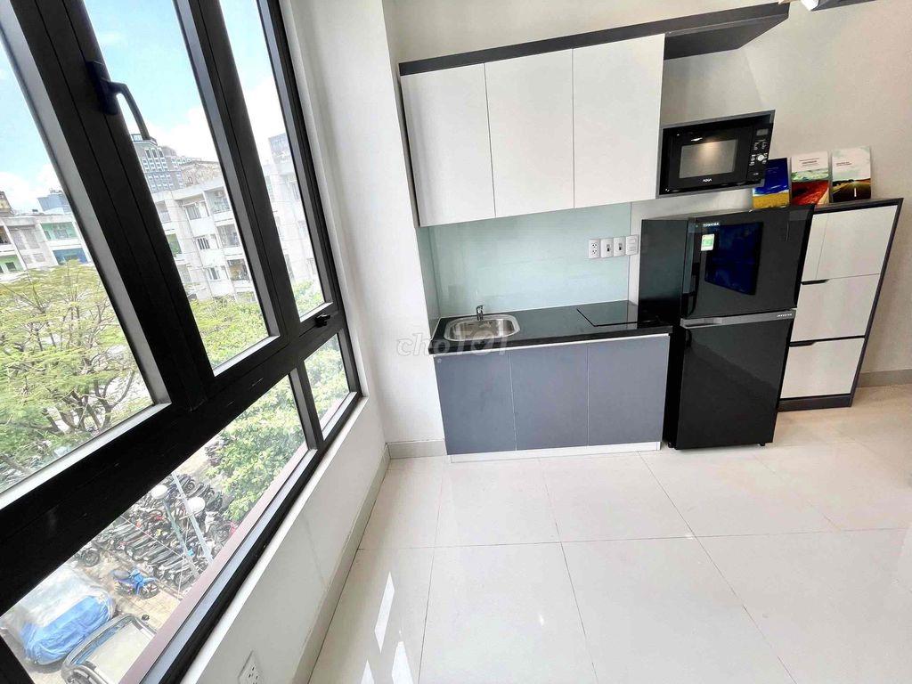 DUPLEX CỬA SỔ LỚN – TRUNG TÂM QUẬN 1 ✨  • Thiết kế: Dạng Duplex gác