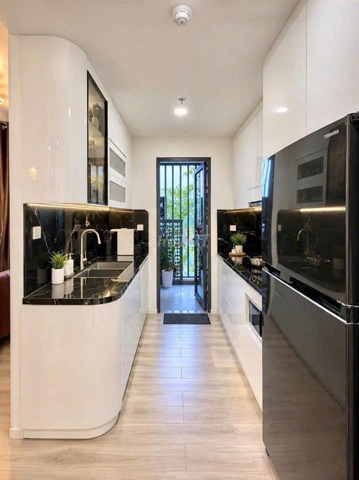 CHUYÊN CHO THUÊ CĂN HỘ 1PN 2PN 3PN MCP & LBV