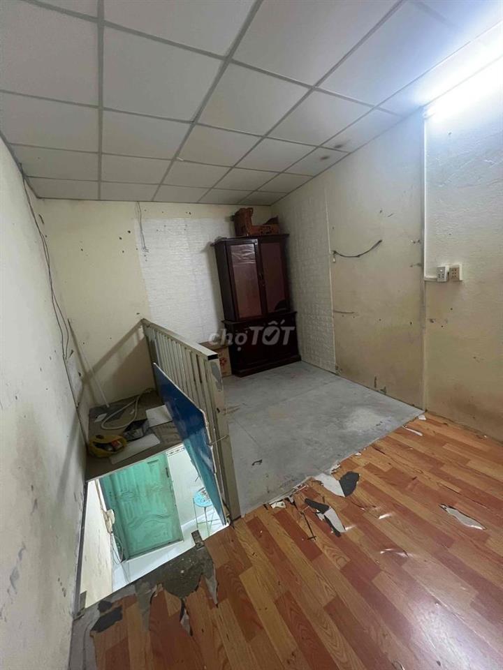 Phòng trọ cho thuê! gần CĐ công thương, coppmart, ngã tư thủ đức!!