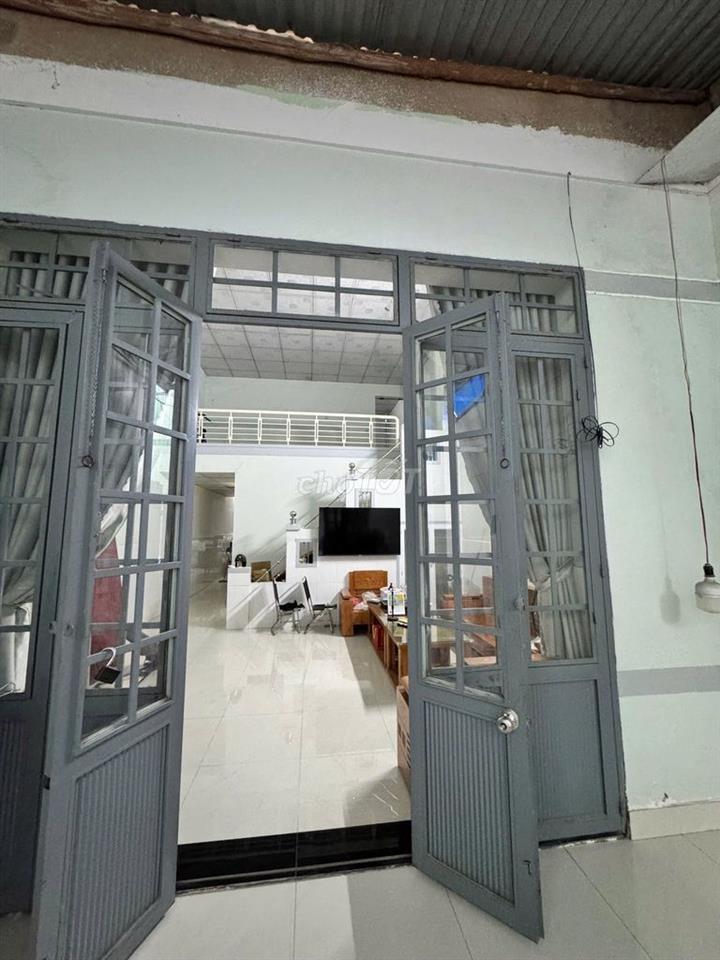 Nhà kiệt Phan Khoang 100m2 giá sập hầm