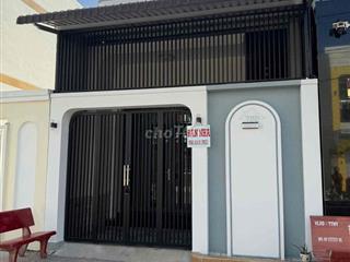 Nhà Trường An
