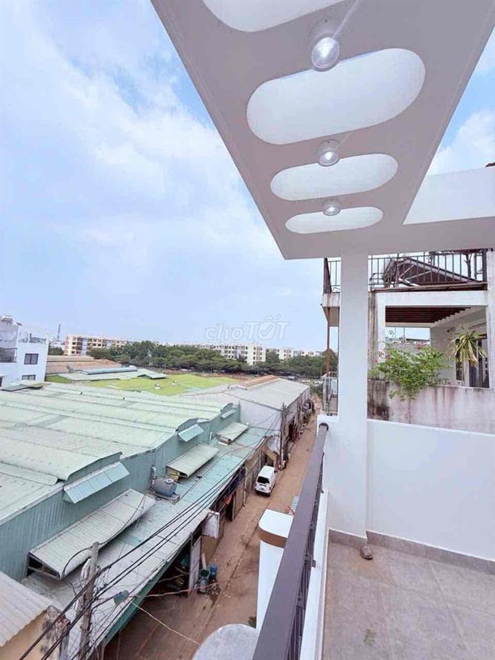 Nhà mới 3,5tấm hxh thông 1/KÊNH THAM LƯƠNG