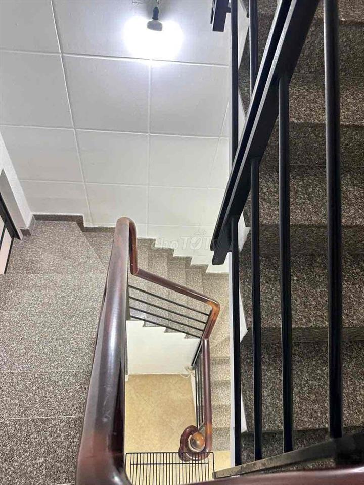 Nhà P13 Tân bình 3lầu nhỉnh 5tỷ