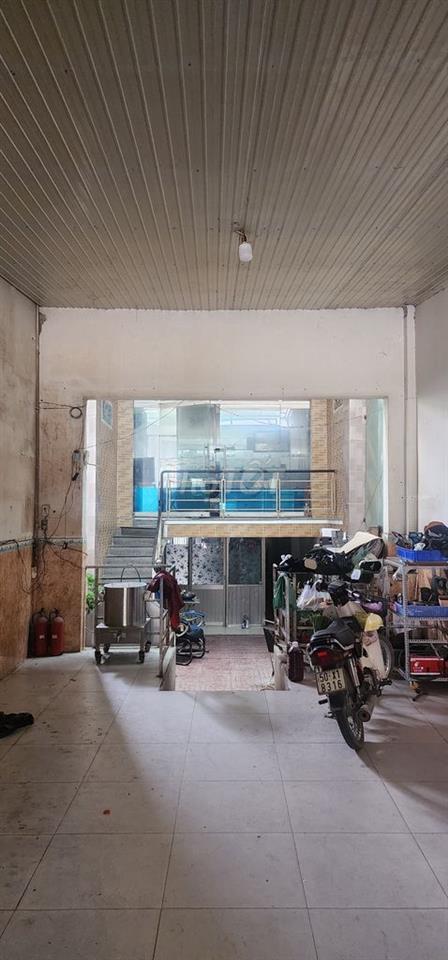 Bán nhà mặt tiền nguyễn xiển