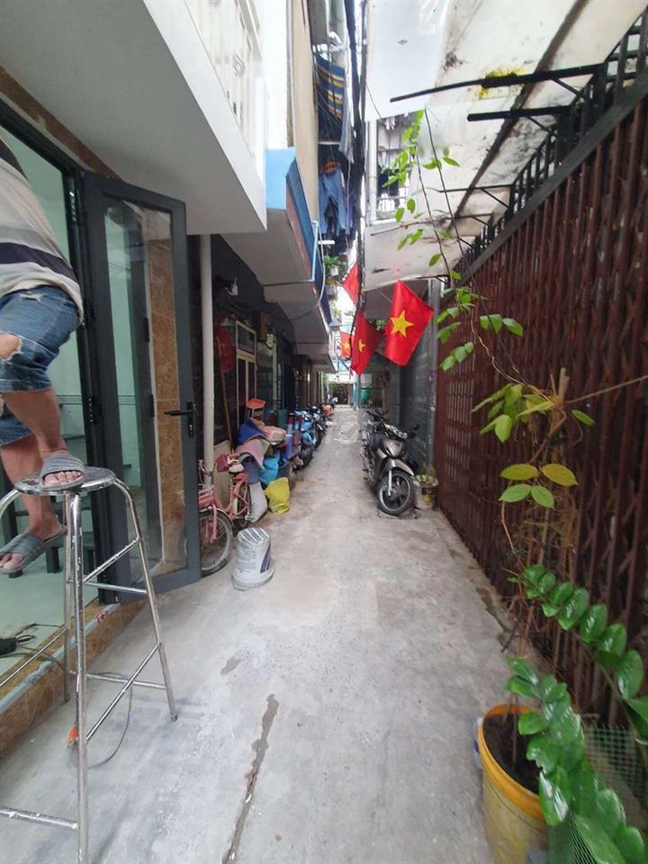 hẻm 100 le văn duyêt phường gia dinh 