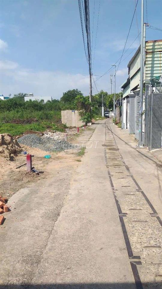 chính chủ cần bán đất ngay đường Hùng Vương. long hải bà Rịa vũng tàu 