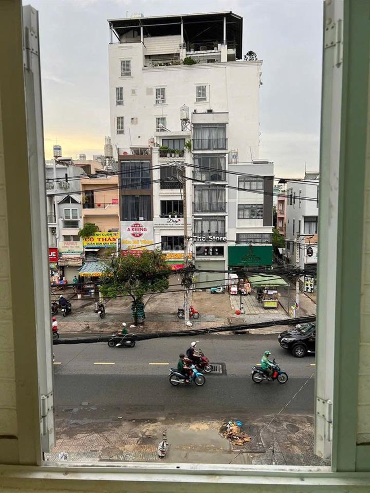 Cho thuê 1 tầng lầu