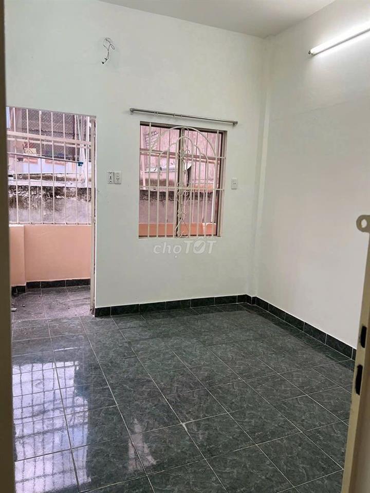 Cho thuê 1 tầng lầu