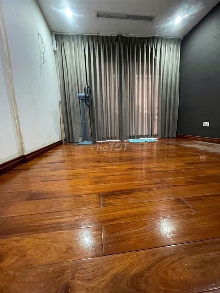 CHO THUÊ CĂN HỘ CHUNG CƯ-D2 GIẢNG VÕ-HÀ NỘI