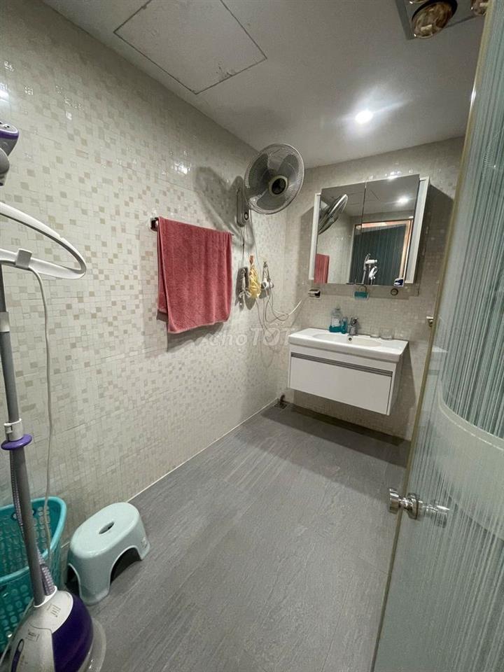 CHO THUÊ CĂN HỘ CHUNG CƯ-D2 GIẢNG VÕ-HÀ NỘI