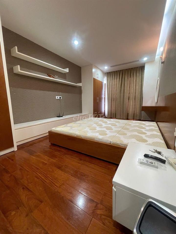 CHO THUÊ CĂN HỘ CHUNG CƯ-D2 GIẢNG VÕ-HÀ NỘI