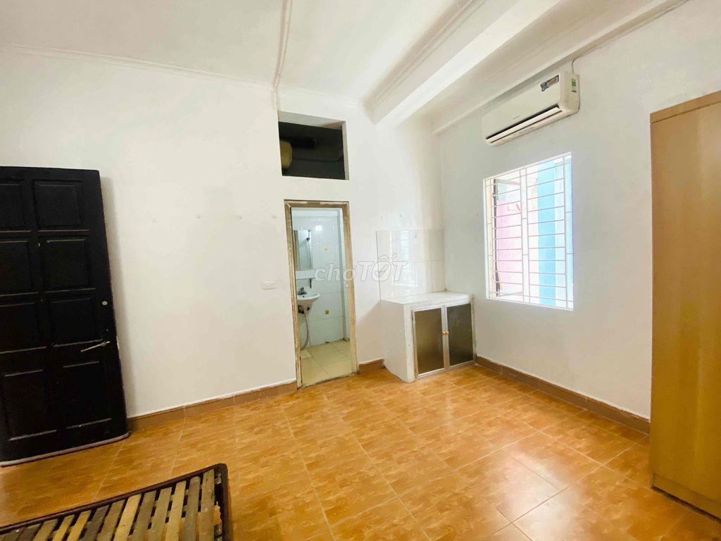 Cho thuê phòng trọ GIÁ RẺ tại 225 LẠC LONG QUÂN - GẦN HỒ TÂY