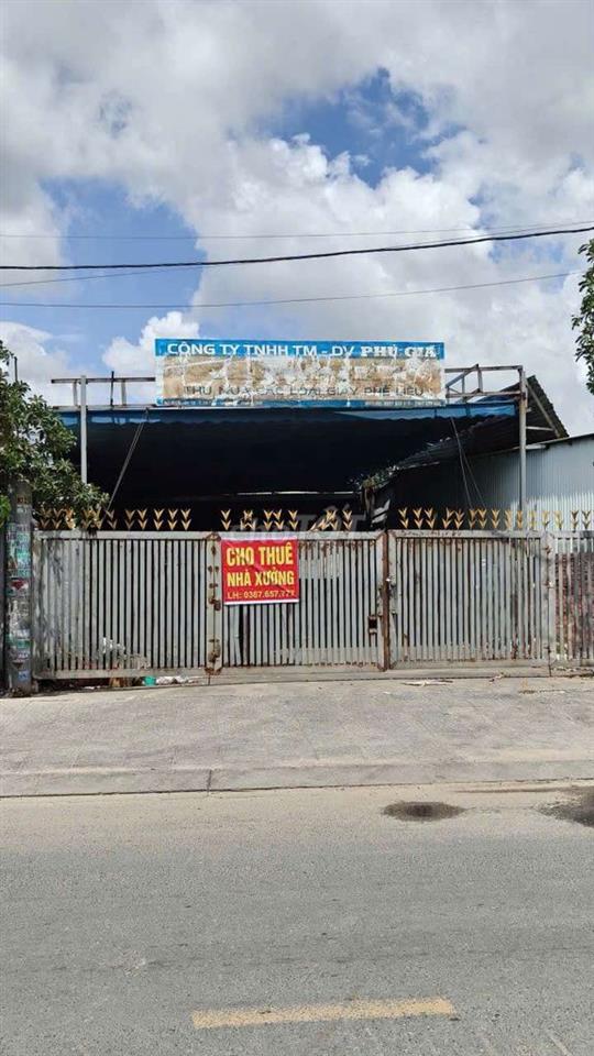 Cho thuê nhà xưởng diện tích :1200m2 . Mặt đường lớn