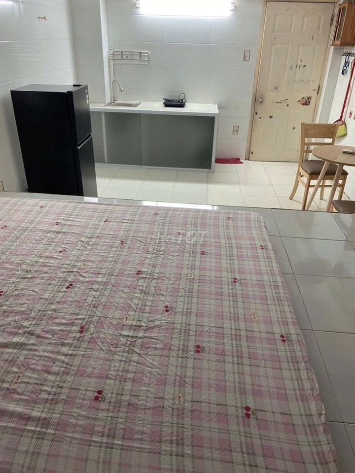 CHÍNH CHỦ CẦN CHO THUÊ 2  PHÒNG TRỌ GẦN TRUNG TÂM QUẬN 1, TPHCM 