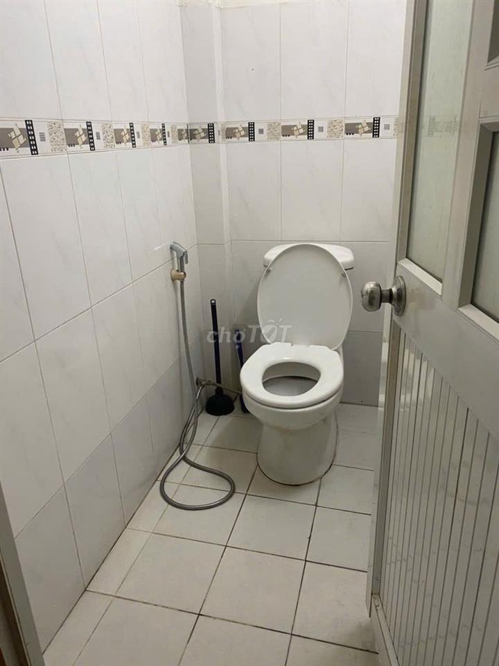 CHÍNH CHỦ CẦN CHO THUÊ 2  PHÒNG TRỌ GẦN TRUNG TÂM QUẬN 1, TPHCM 